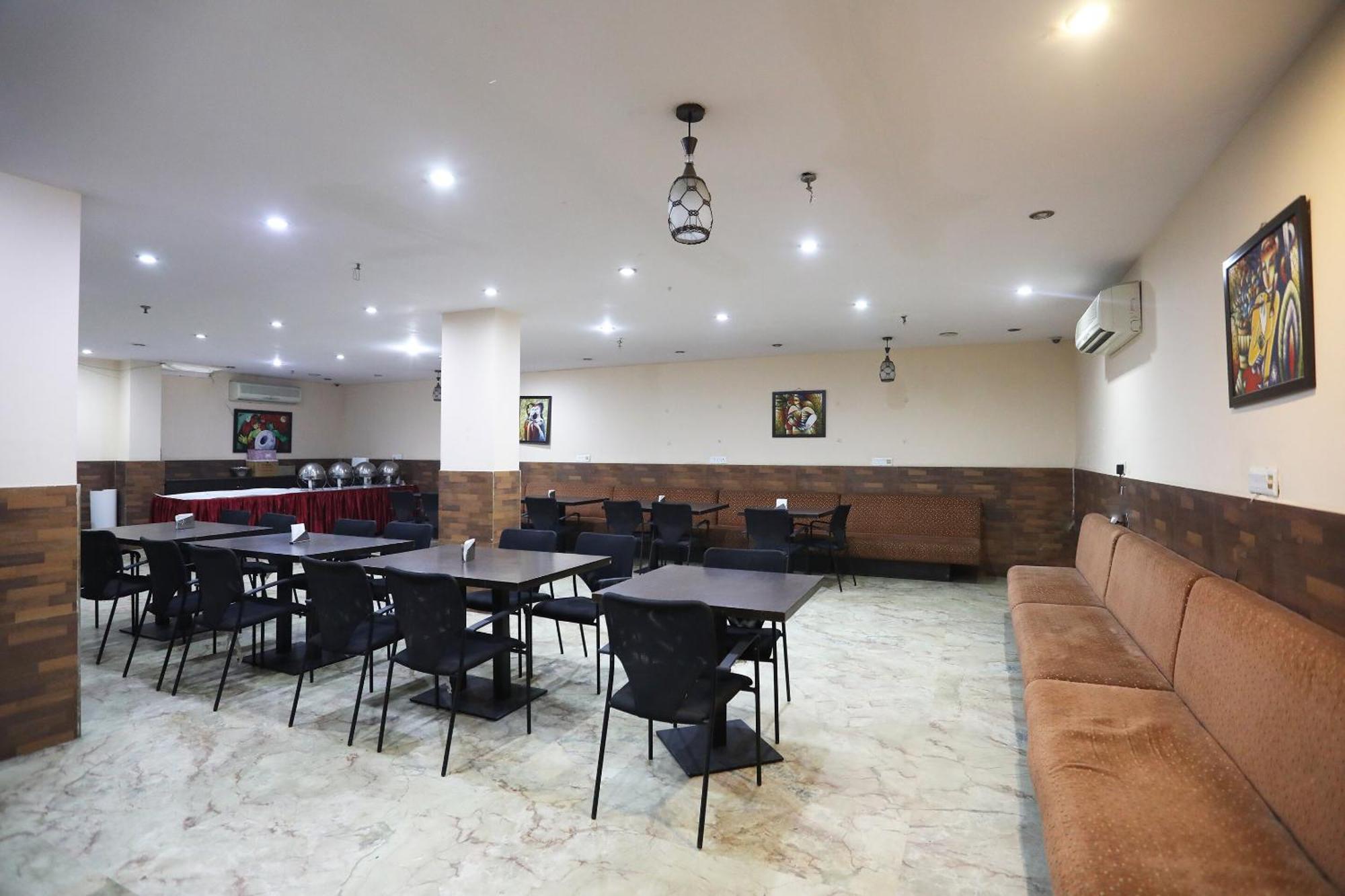 Oyo Hotel Vedas Heritage Delhi  Exterior foto