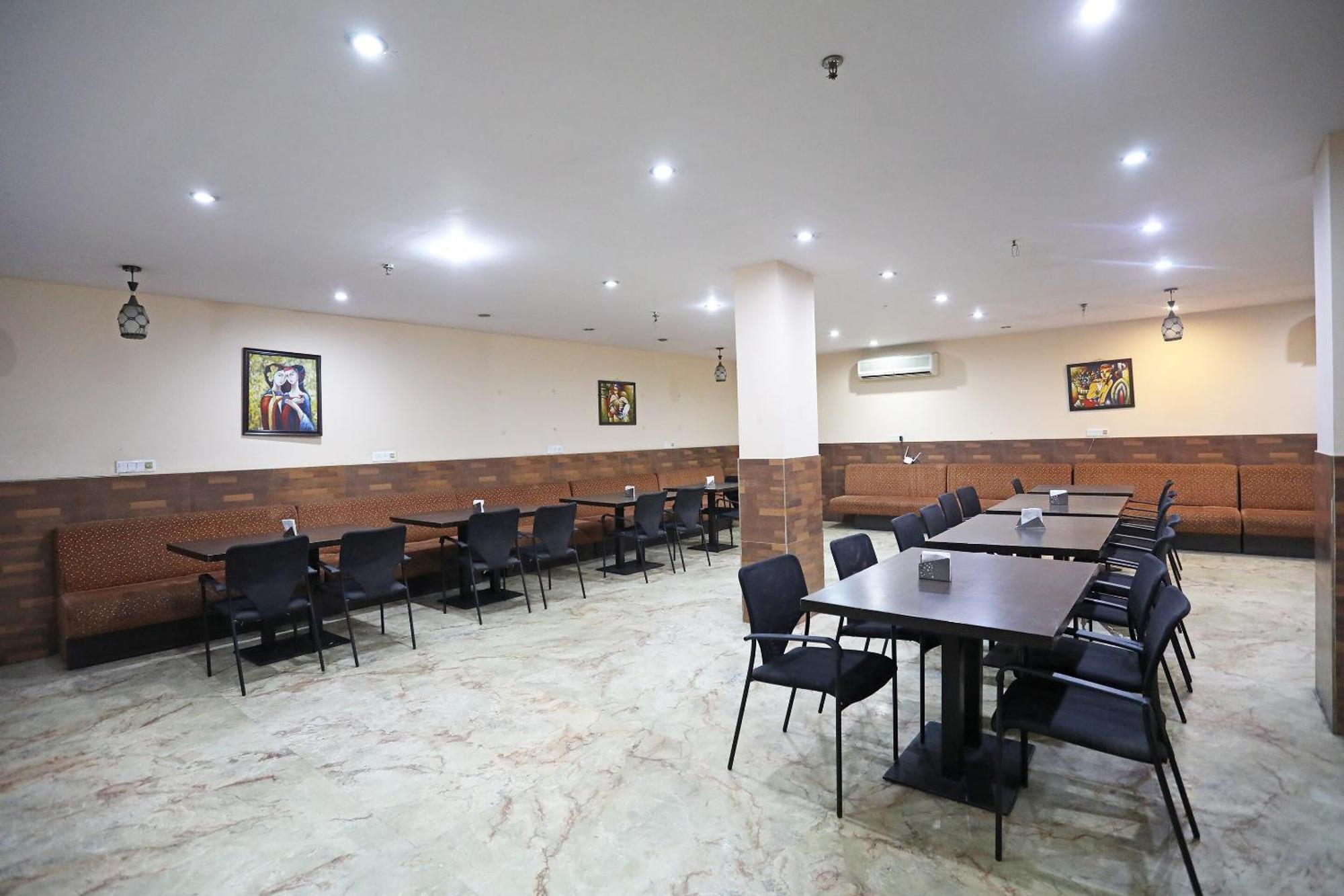 Oyo Hotel Vedas Heritage Delhi  Exterior foto