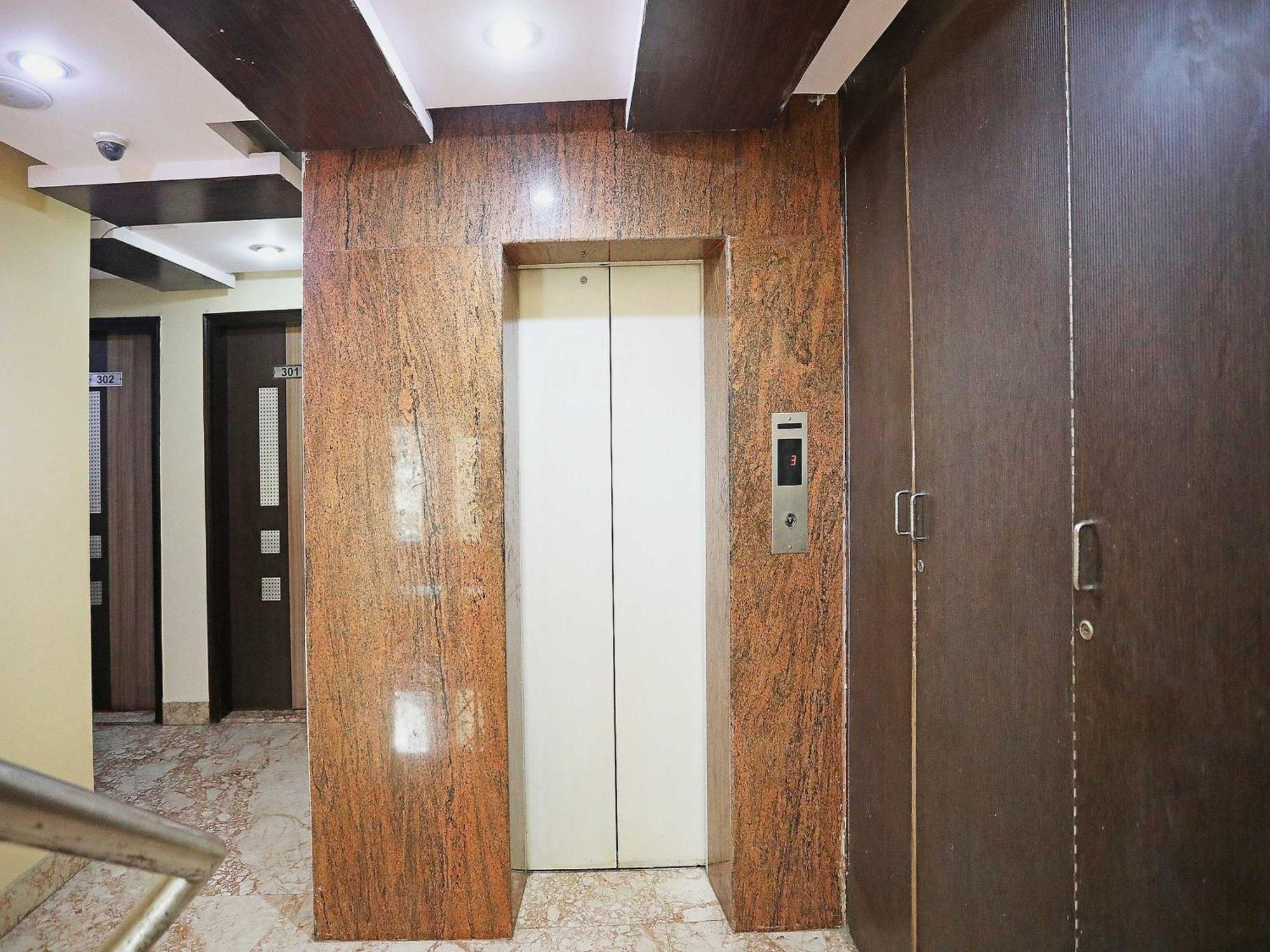 Oyo Hotel Vedas Heritage Delhi  Exterior foto