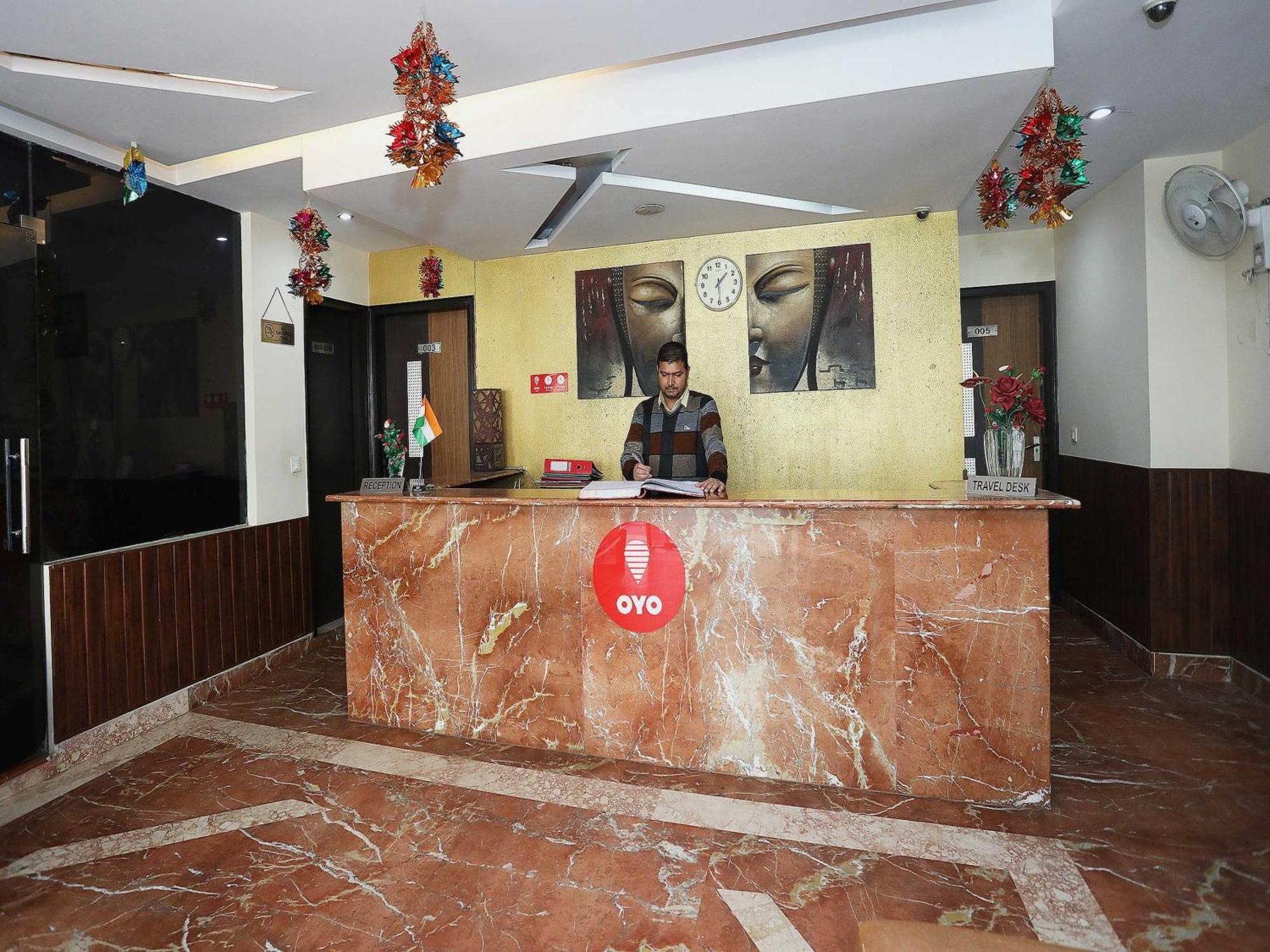 Oyo Hotel Vedas Heritage Delhi  Exterior foto