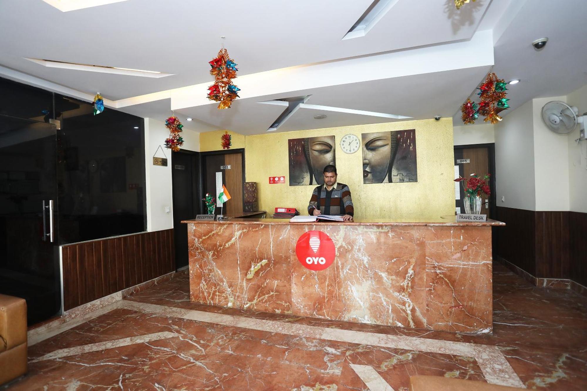 Oyo Hotel Vedas Heritage Delhi  Exterior foto