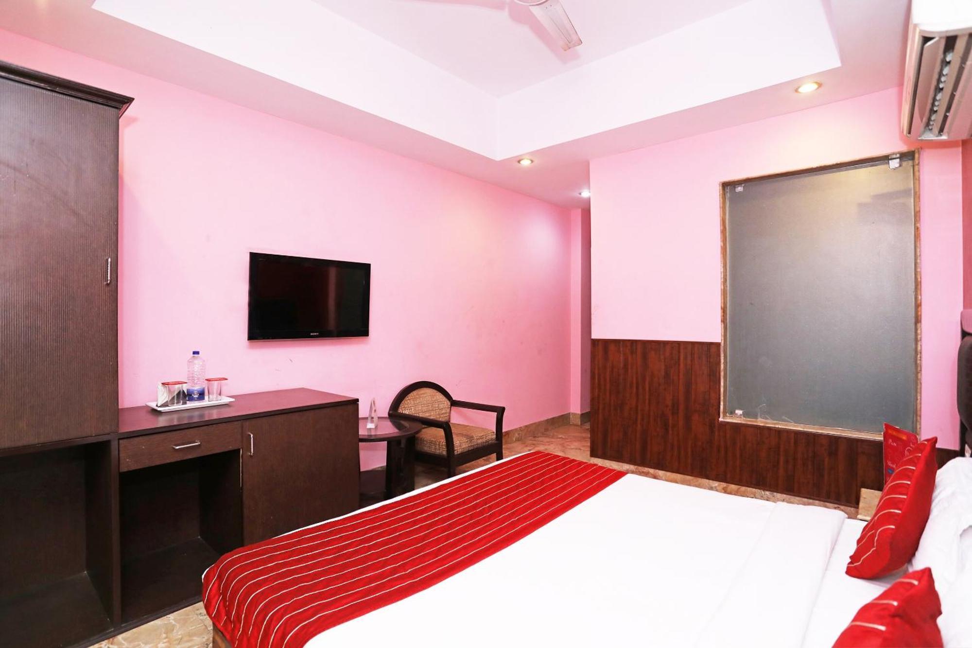 Oyo Hotel Vedas Heritage Delhi  Exterior foto